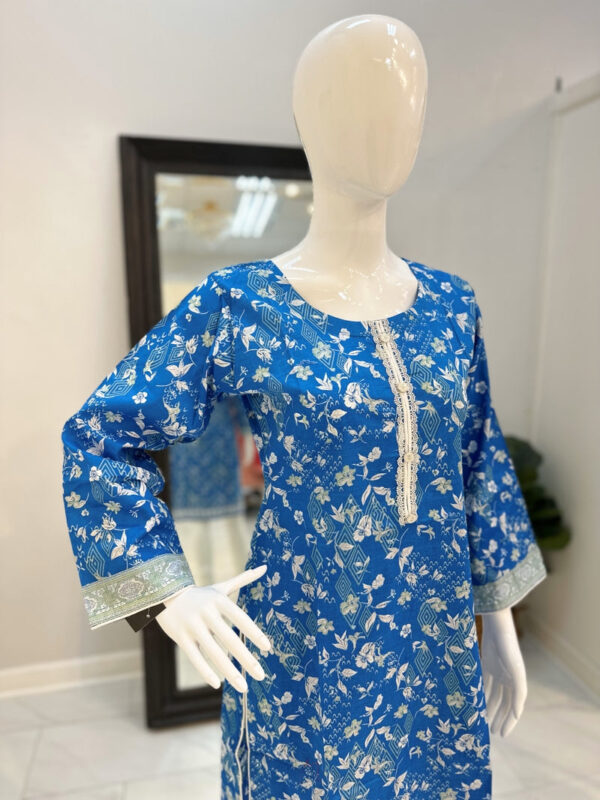 Blue Kurti with White digital print - Image 2