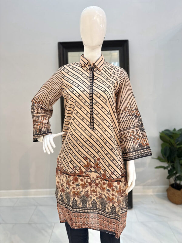 Peach and Black Digital Print Kurti - Image 4